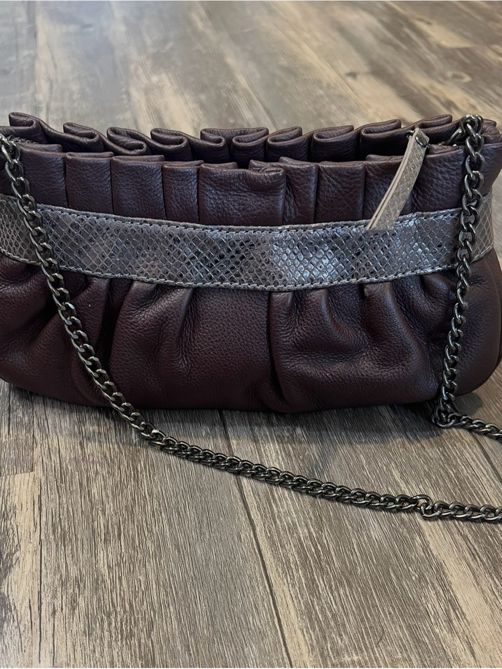 Y2K Vintage Mini Brown Pleated Baguette Bag Silver Snakeskin Accent Chain Strap - Picture 3 of 7